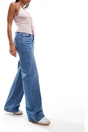 Daisy Street Low rise boyfriend jeans in mid wash blue denim