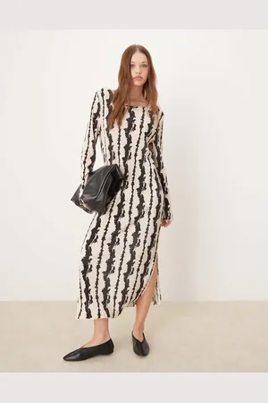 JDY Plisse midi dress in abstract print