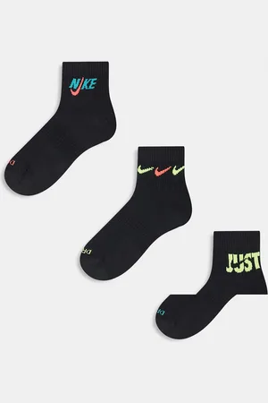 Nike Everyday Plus Cushioned graphic 3 pack ankle socks in