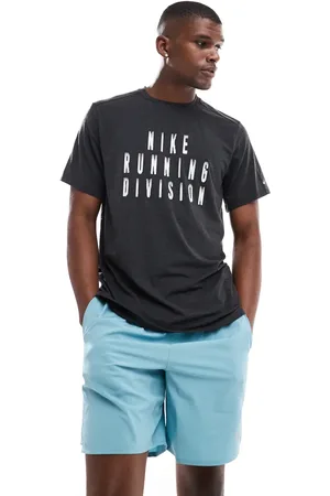 Nike Run Division logo Dri-FIT t-shirt in