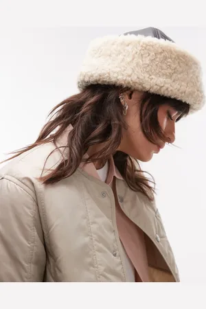 ARKET Premium leather hat with faux shearling fold over lining in and cream