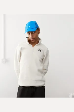 The North Face Shispare 1/4 zip logo fleece in off exclusive to ASOS
