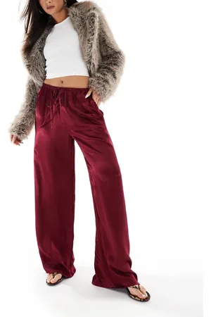 Miss Selfridge Wide leg satin trouser in burgundy