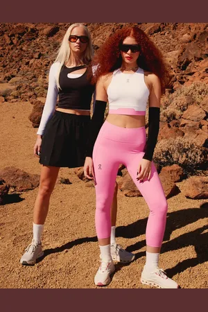 On Running ON Studio gym leggings in