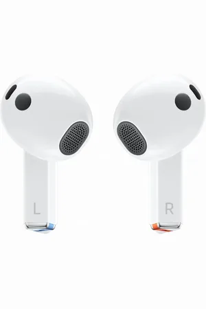 Samsung Galaxy Buds 3 in