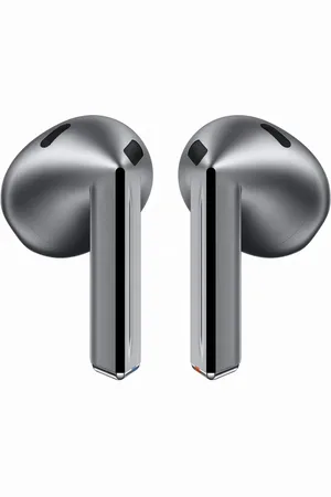 Samsung Galaxy Buds 3 in