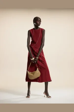 Ghospell Curved contrast stitch midaxi dress in burgundy