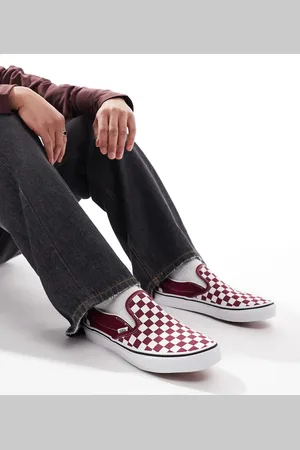 Vans Classic slip-on shoes in rhododendron