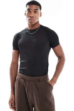 Bershka Slim fit t-shirt in
