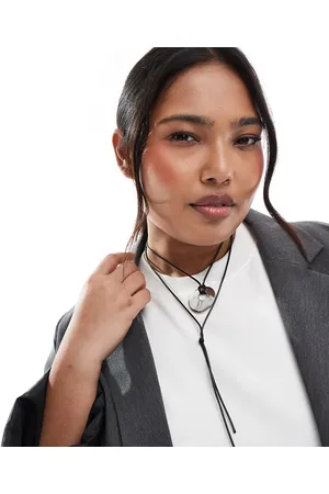 ASOS ASOS DESIGN Curve necklace with multirow molten pendant and cord design in tone