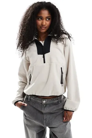 Columbia Sequoia Grove half zip fleece in beige and black
