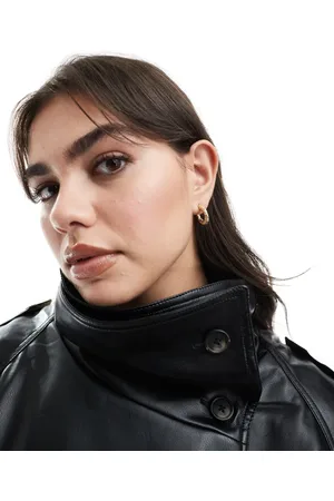 Pieces® Molten detail hoop earrings in
