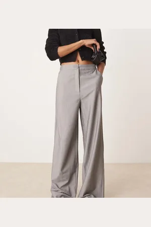 ASOS ASOS DESIGN Tall tailored relaxed straight leg trousers in