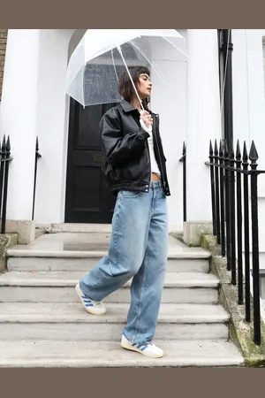 Topshop Cinch low rise relaxed jean in vintage bleach