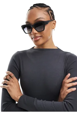 Pieces® Square frame sunglasses with tint lense in matte