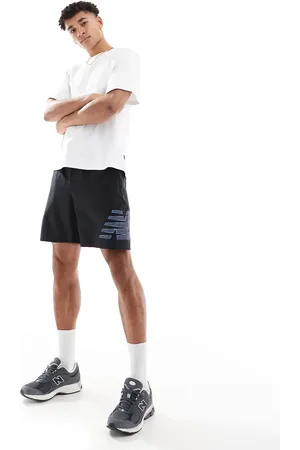 New Balance Sport essentials lined graphic short 7" in
