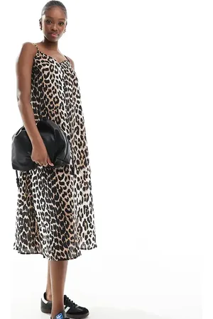 VERO MODA Woven cami midi dress with v front in leopard print