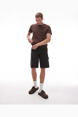 Dickies Pinstripe carpenter shorts in and off white