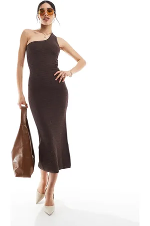 Bershka One shoulder knitted maxi dress in chocolate