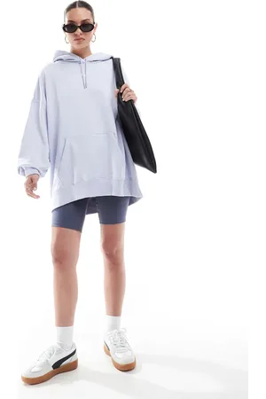 PUMA Wardrobe ess oversized hoodie in cool weather
