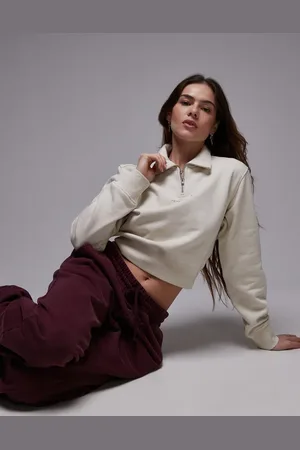 Tommy Hilfiger Cropped 1/4 zip sweatshirt in off