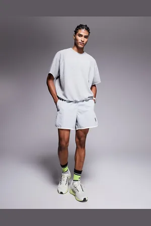 Nike Heritage woven shorts in