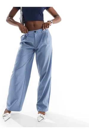 Bershka Wide leg tailored trousers in stripe