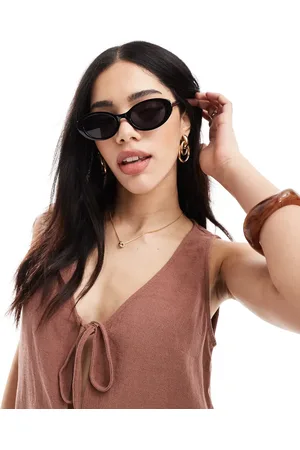 Pieces® Oval framed sunglasses with tint lense in