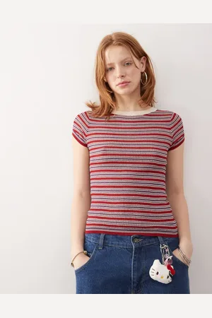 COLLUSION Short sleeve knitted top in dark red