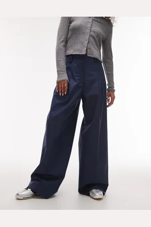 & OTHER STORIES Relaxed wide leg tailored trousers with pleat front in