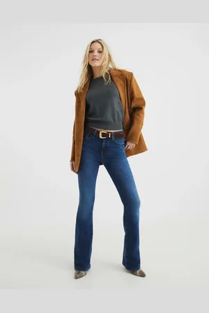 River Island Denim mid rise bootcut jeans in denim - medium