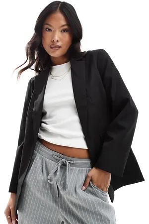Miss Selfridge Essential blazer in