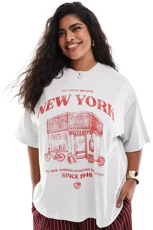 ASOS ASOS DESIGN Curve boyfriend fit t-shirt with red new york sports graphic in ice marl