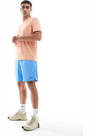 Nike Totality Dri-FIT knit 7inch shorts in