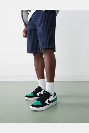 Nike SB Force 58 trainers in and green