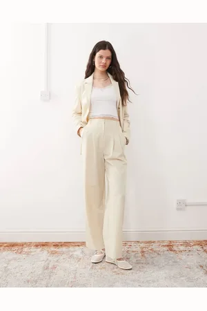 Miss Selfridge Essential wide leg trouser in buttermilk