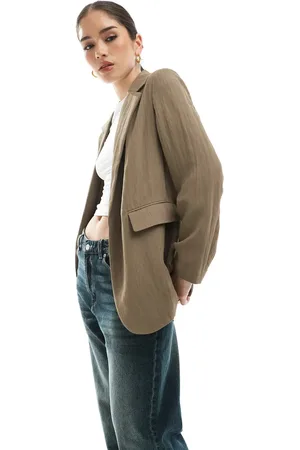 Stradivarius Crinkle blazer in brown