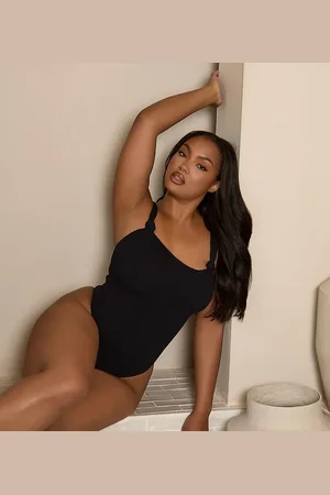 Moda Minx Curve X Bernadette Afia scrunch swimsuit with knot detail in