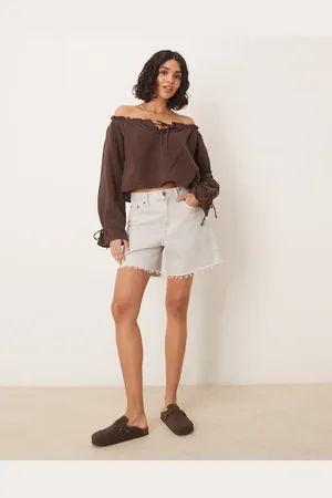 Abercrombie & Fitch Classic high rise loose shorts with frayed hem in washed off