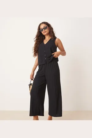 VILA Lightweight knitted wide leg trouser co-ord in