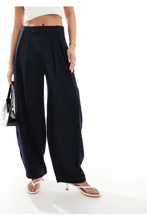 Bershka Wide leg pleated front tailored trousers in navy