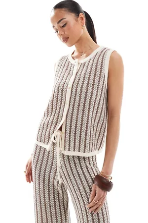 4th & Reckless Knitted button through sleeveless top co-ord in stripe