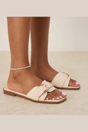 Raid Nikola buckle flat sandals in natural raffia