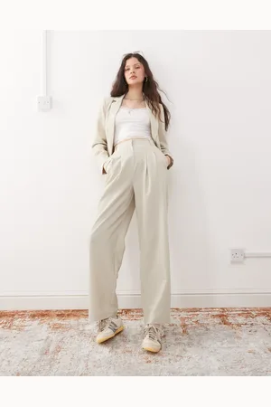 Miss Selfridge Essential wide leg trouser in stone