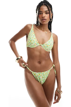 New Look Ditsy floral tie side bikini bottoms in