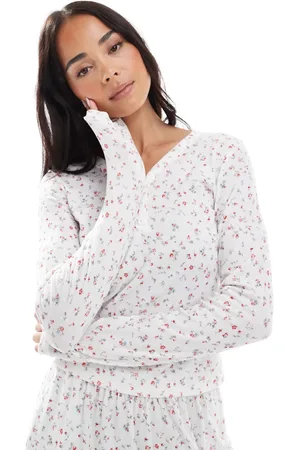 Daisy Street Ditsy floral button down pyjama top