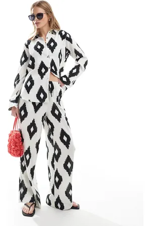 Accessorize Accesorize Mono print oversized beach trousers