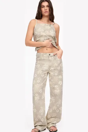 Pull&Bear Floral print wide leg jean in beige