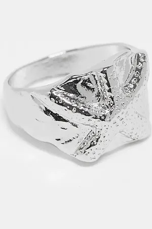 ASOS Ring with starfish in tone
