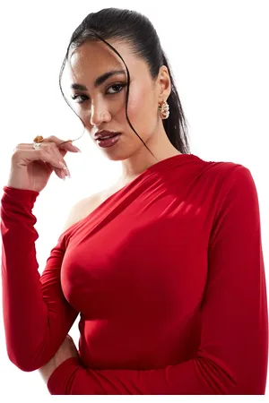 Kaiia Double layered slinky off shoulder long sleeve top co-ord in red
